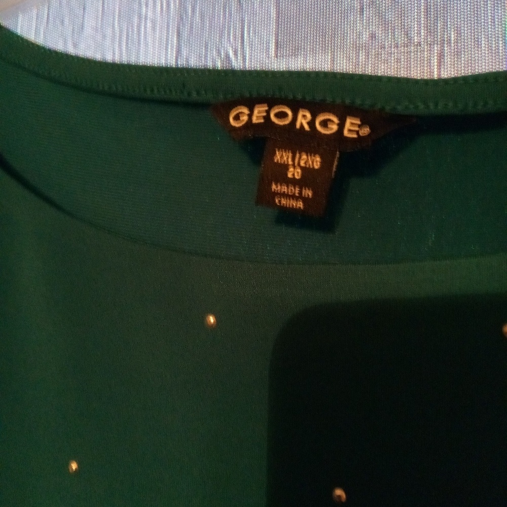 George top - Picture 2 of 2